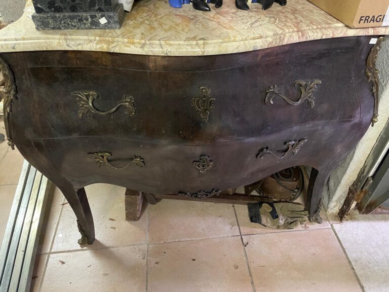 Pièce ancienne estimée par Antiquaire Morges